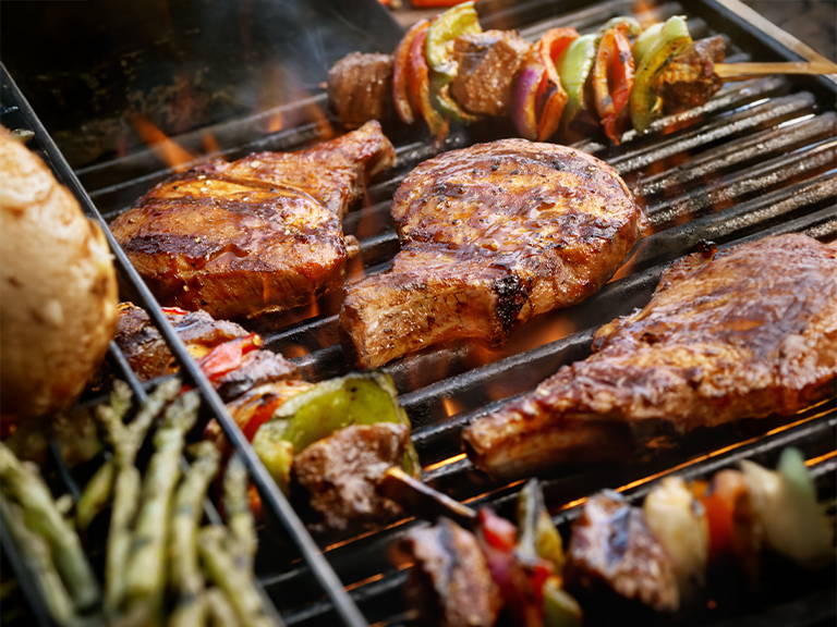 Header Mobil_Comment réussir la cuisson de vos grillades au barbecue Réussir sa cuisson au barbecue
