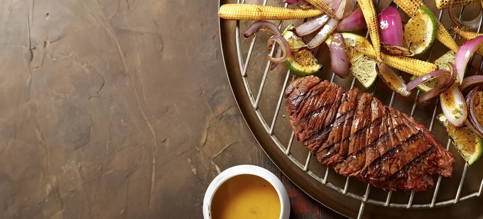 Onglet-et-pop-legumes-au-barbecue